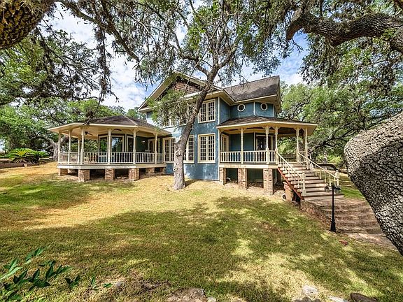 2nd image of 533 Country Club Dr