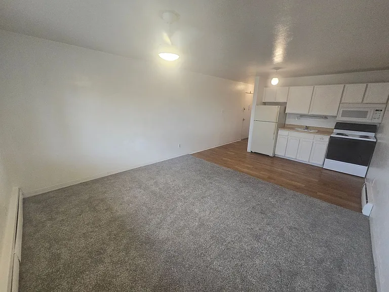 1726 Clemson Dr — Photo 3