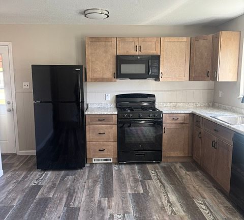 NEW kitchen
