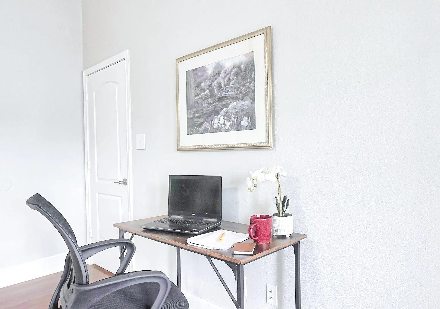 4 bed, 2.0 bath, 2300 sqft, $957 — Photo 4