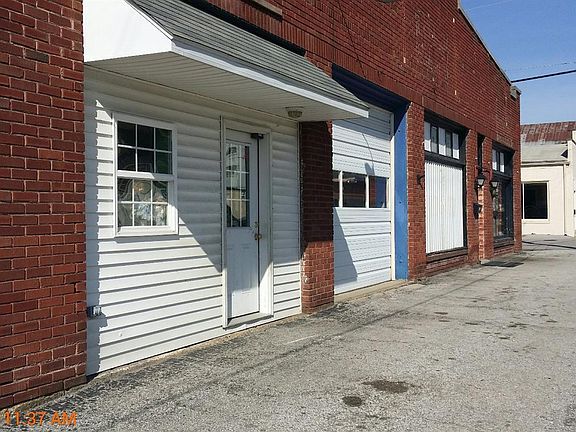 2nd image of 201 S Water St