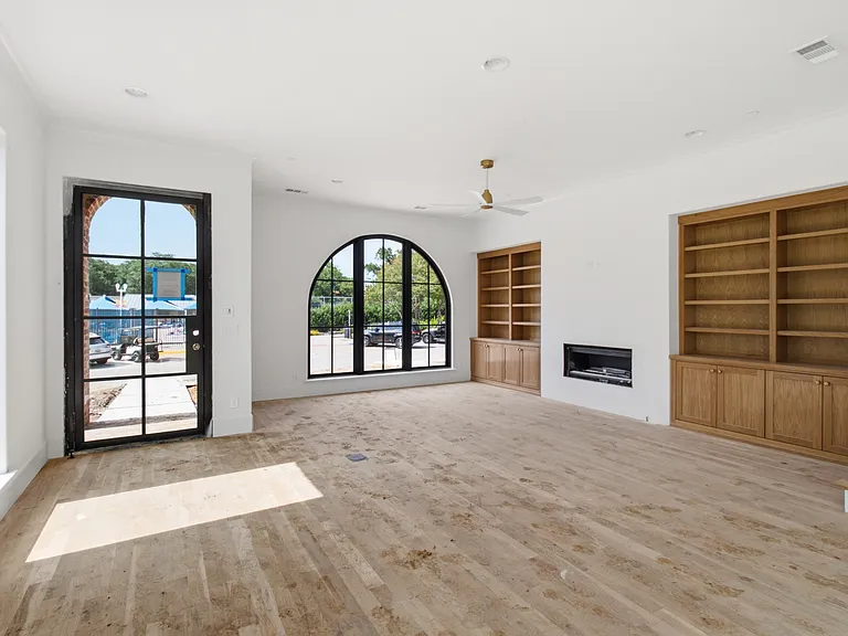 3513 Westminster Ave — Photo 3