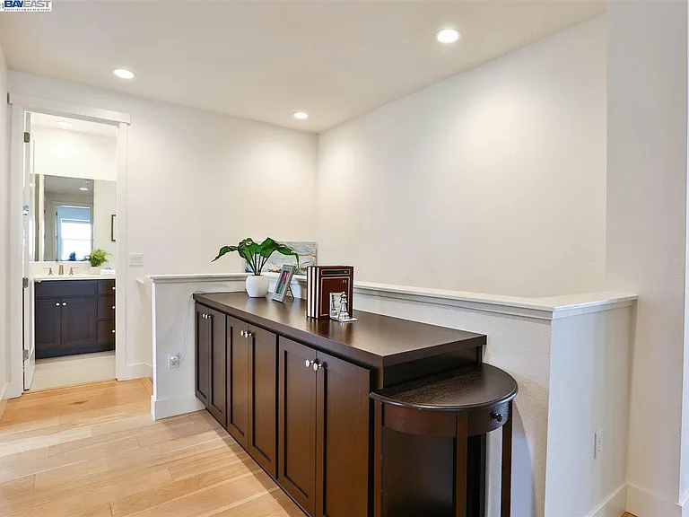 8403 Peninsula Way — Photo 6