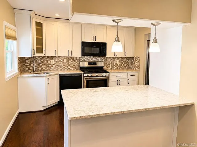 23 Ginny Ln — Photo 7