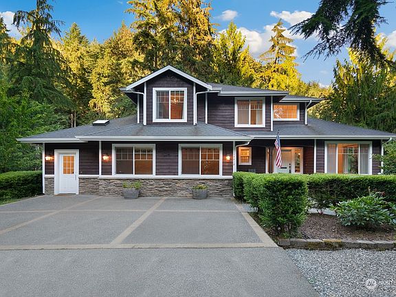 2nd image of 17818 292nd Ave NE NE