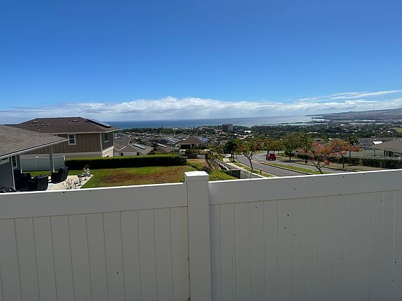 4th image of 204 Ka Ikena St