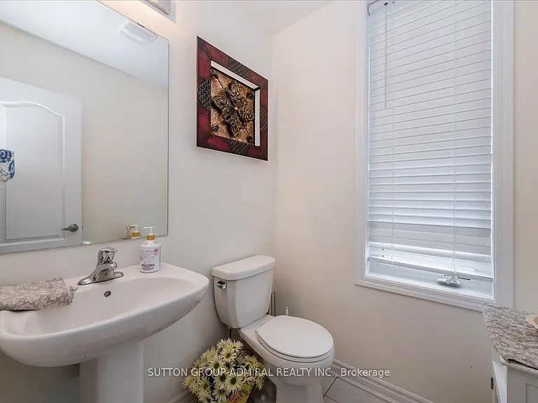 34 Abby Dr — Photo 4