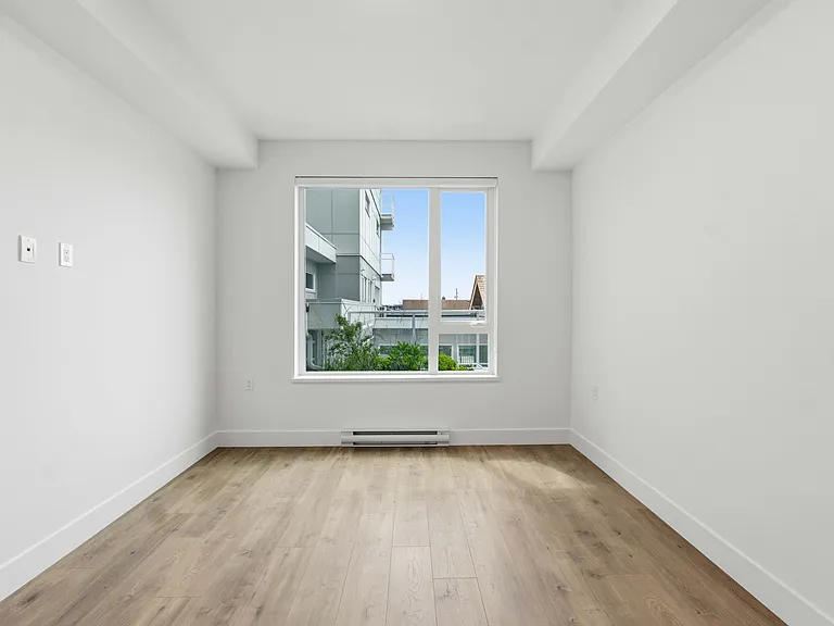 17783 56a Ave #D261 — Photo 9