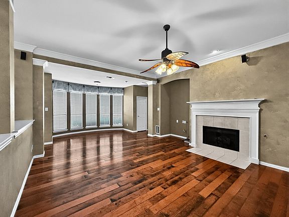 4th image of 2025 Fair Oaks Cir