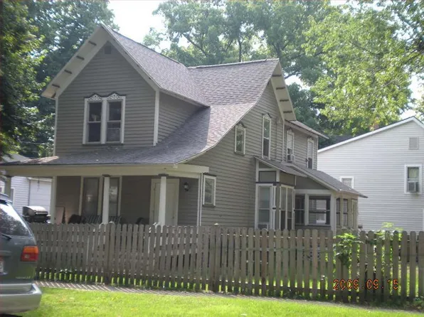 737 Village St #2, Kalamazoo, MI 49008