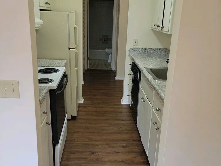 2122 Allen Blvd #37 — Photo 1