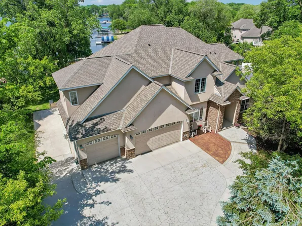 1496 Bluebill Bay Rd, Burnsville, MN 55306