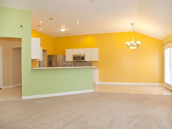 5th image of 12115 Rosshire Dr