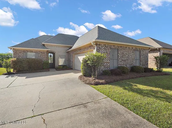 301 Ridge Pointe Dr, Brandon, MS 39042