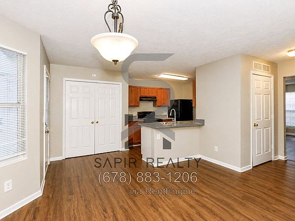5th image of 5554 Strathmoor Manor Cir