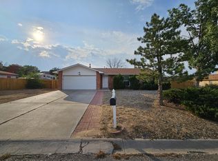 980 Ivory Rd SE, Rio Rancho, NM 87124