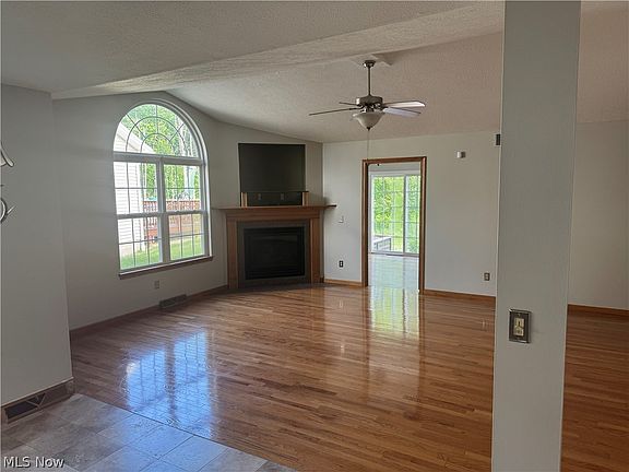 5th image of 5817 Herons Blvd Unit A