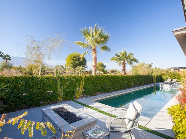 38 Burgundy, Rancho Mirage, CA 92270