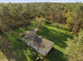 145 Christy Dr, Waverly, GA 31565