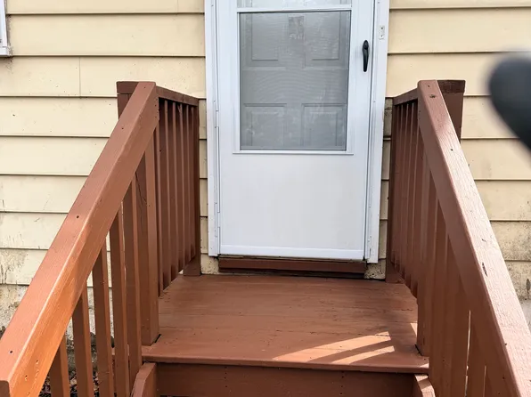 1103 Spring Ave NE, Canton, OH 44704