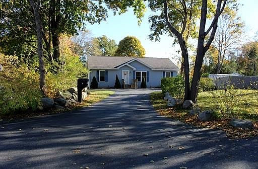 1st image of 6 Toomey Ln