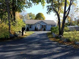 6 Toomey Ln, Rockport, MA 01966