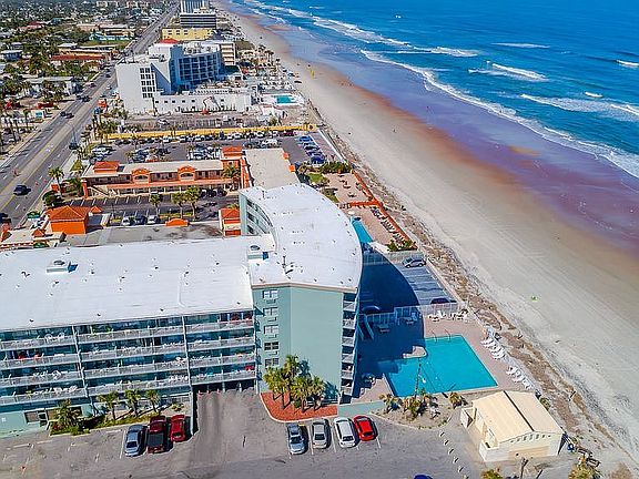 4th image of 800 N Atlantic Ave #520