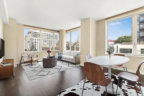 1st image of 306 Gold St APT 3A