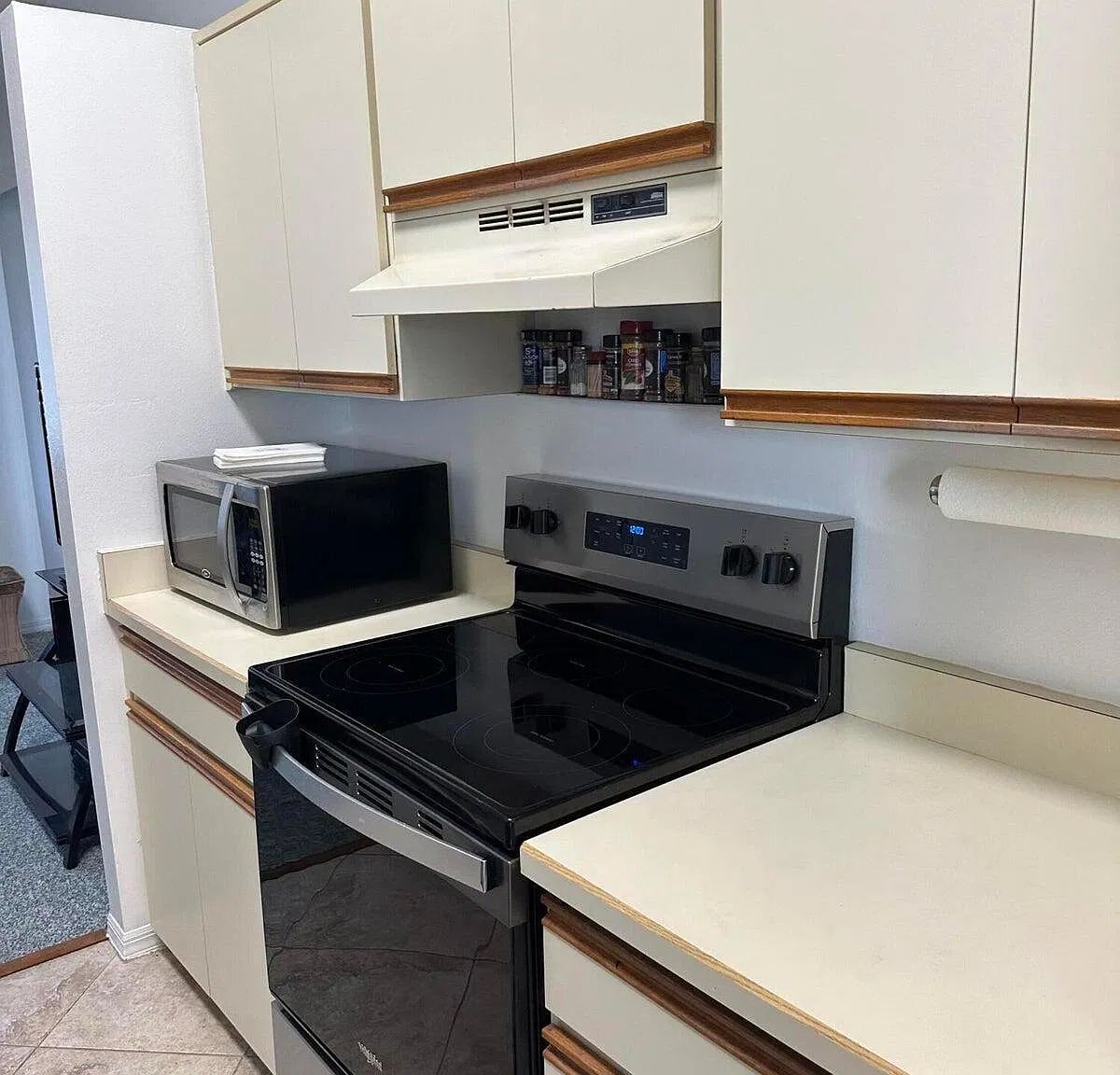 2 bed, 2.0 bath, 1014 sqft, $3,000 — Photo 4
