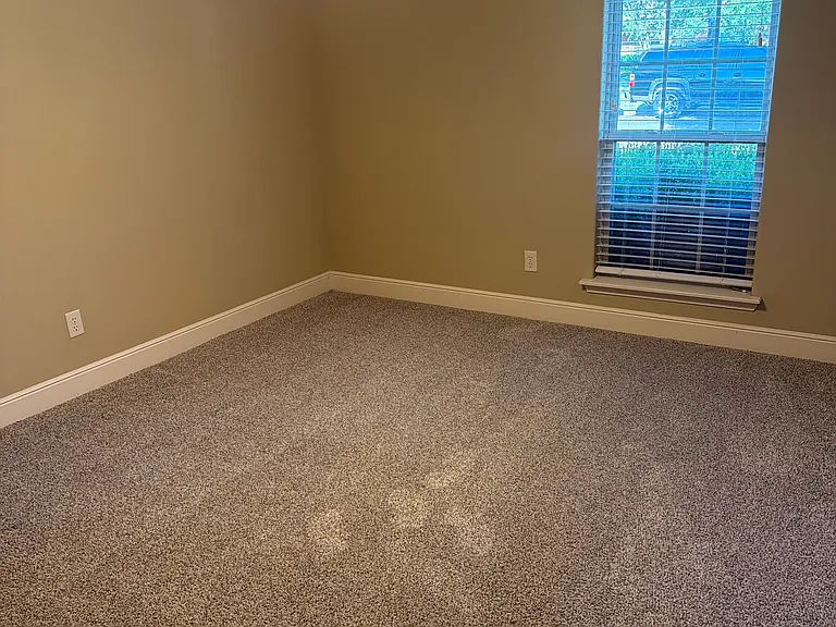 4523 Willow St — Photo 17