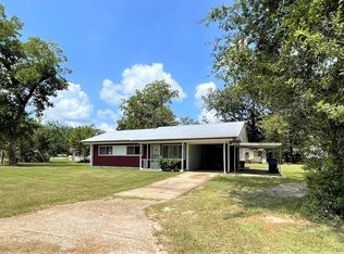 236 Lucy Cir, Wewahitchka, FL 32465