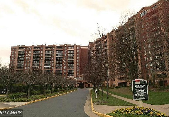 Renaissance 2230 Condominium