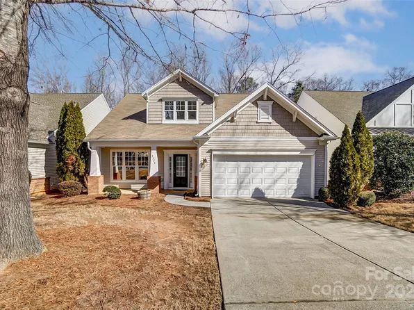 3323 Darlington Rd, Matthews, NC 28105