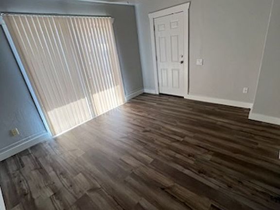 2nd image of 555 N Broadway APT 21