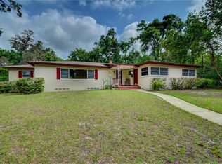 807 W Howry Ave, Deland, FL 32720