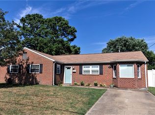 28 Nathan St, Hampton, VA 23669