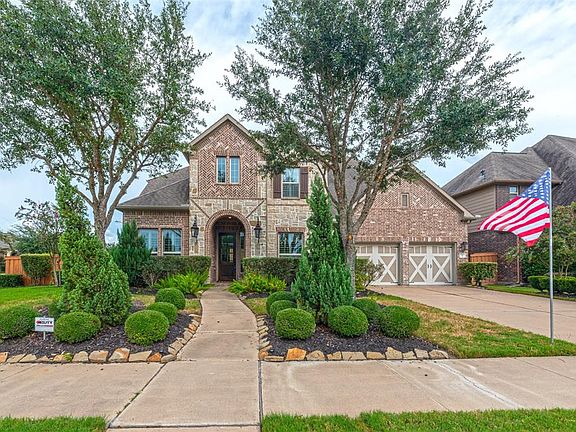 3rd image of 10603 Pommel Ln