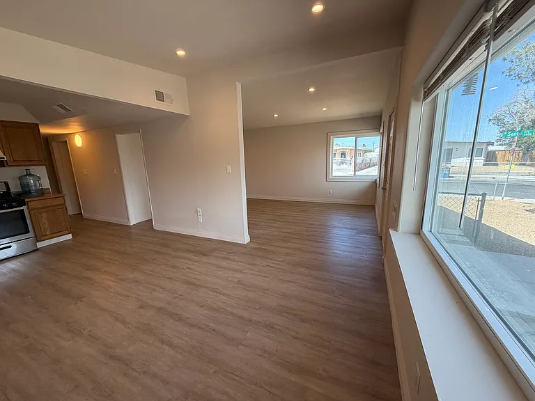 909 Elko Way — Photo 6