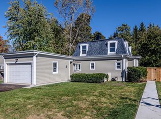 900 Illinois Rd, Wilmette, IL 60091