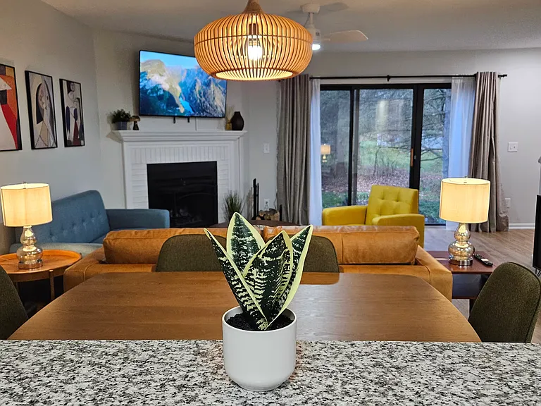 8391 Cliffthorne Way — Photo 5