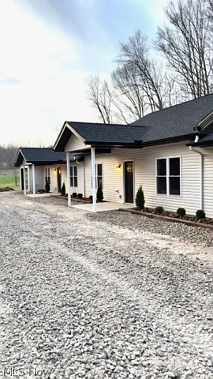 2 bed, 1.0 bath, $1,500 — Photo 3