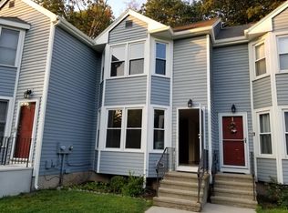 28 Rushford Meade, Granby, CT 06035