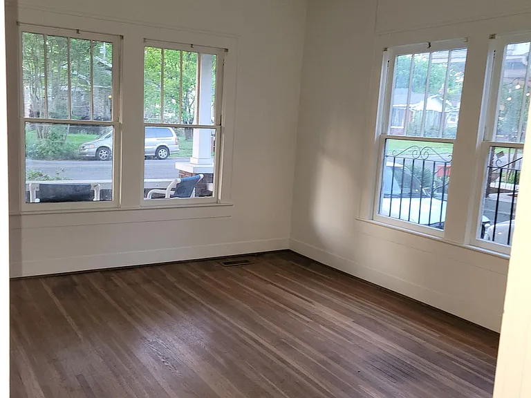 601 10th Ave S — Photo 18