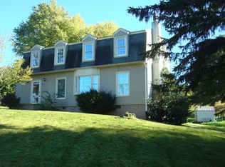 58 High Ridge Ln, Bland, VA 24315