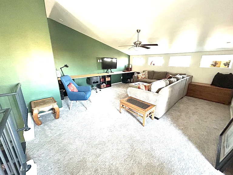 5751 S 21st Ter — Photo 11