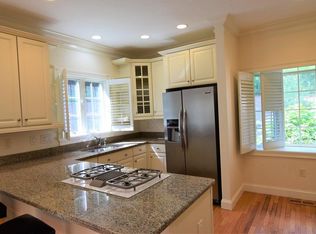 9 Smith Farm Ln #9, Lexington, MA 02421