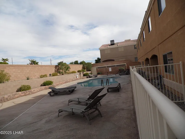 3470 Kearsage Dr #E102 — Photo 55