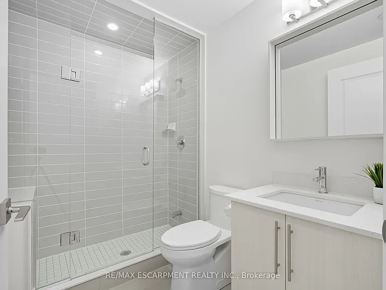 4655 Glen Erin Dr #1501 — Photo 14