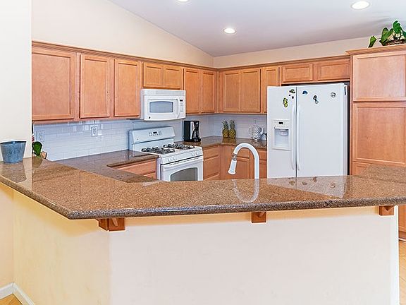 4th image of 4108 Austrina Dr