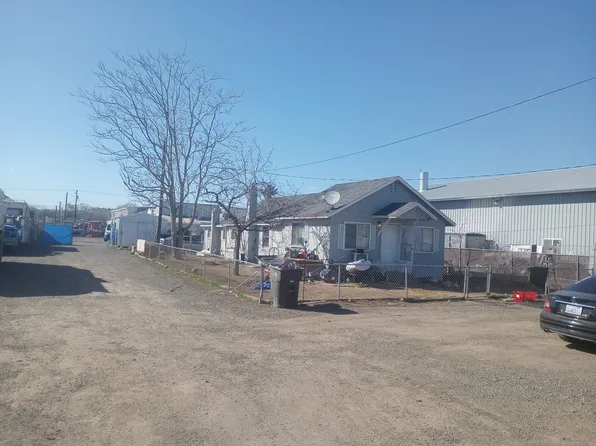 608 N 18th Ave, Yakima, WA 98902